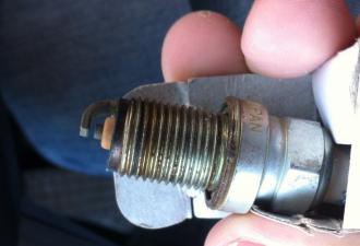 Why do spark plugs flood and how to eliminate the cause?