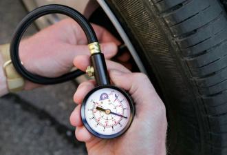 What pressure should be in the tires of a car Lada Kalina